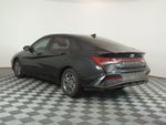2024 Hyundai Elantra Blue Hybrid *CLEAN CARFAX*