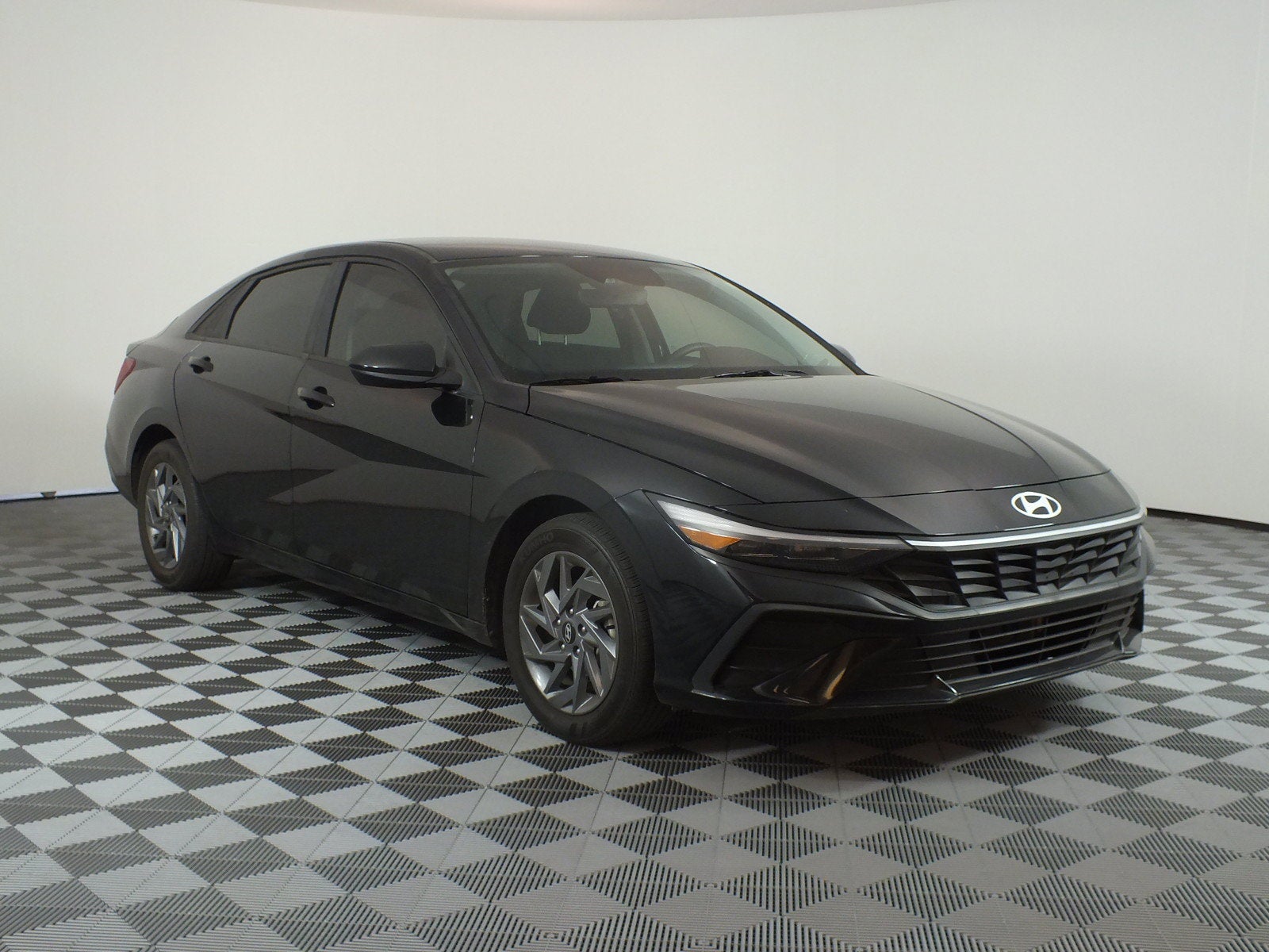 2024 Hyundai Elantra Blue Hybrid *CLEAN CARFAX*