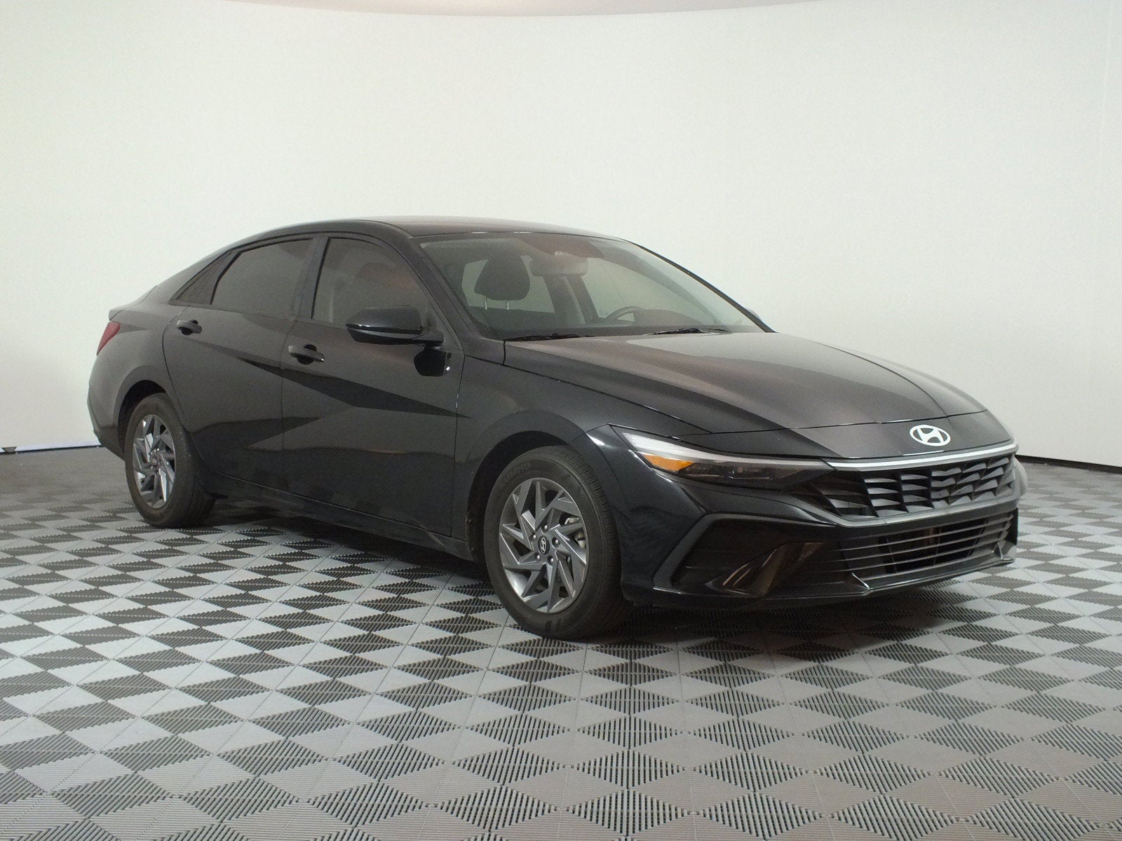 2024 Hyundai Elantra Blue Hybrid *CLEAN CARFAX*