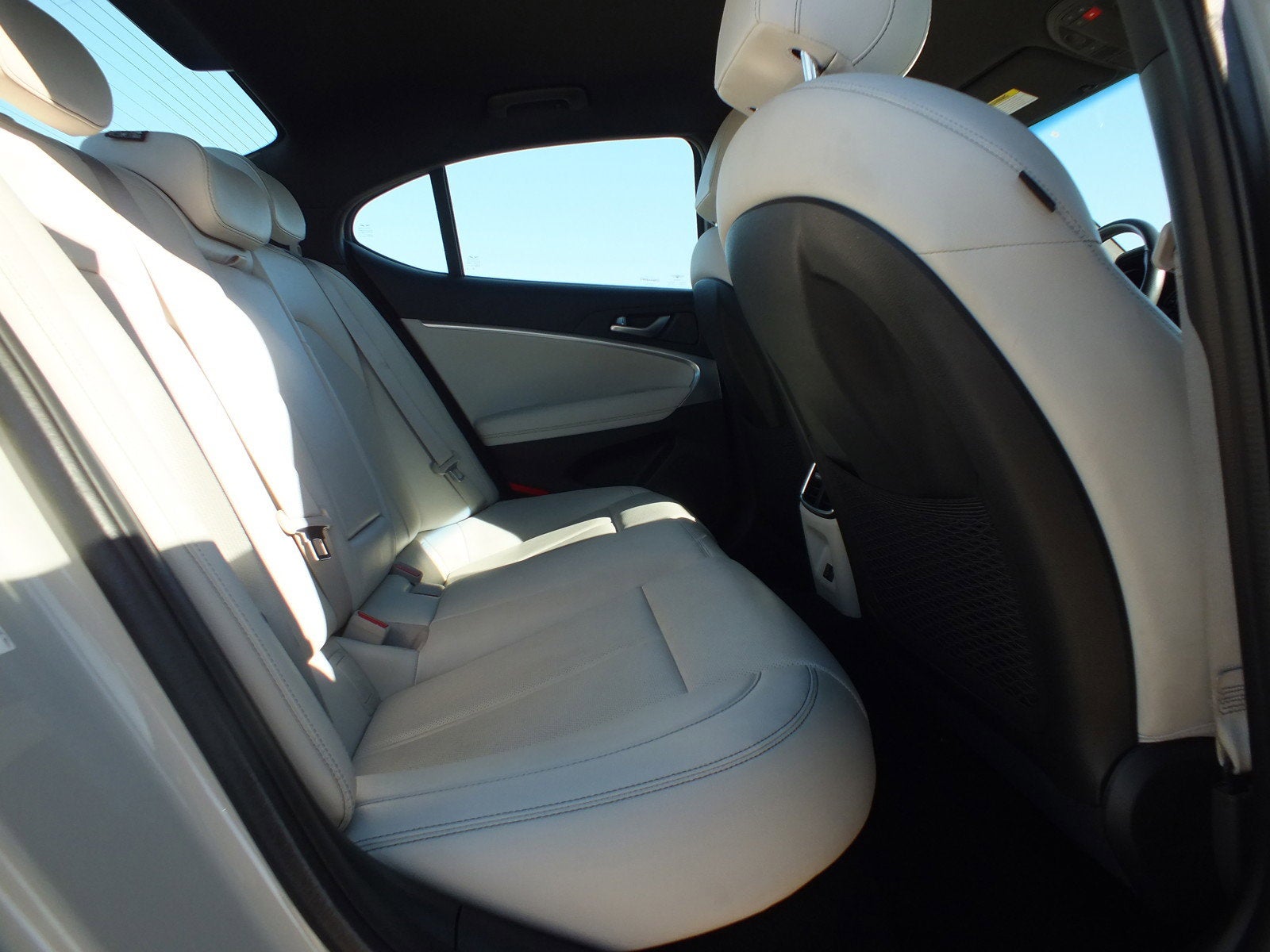 2024 Genesis G70 2.5T RWD *CLEAN CARFAX, 1 OWNER!*