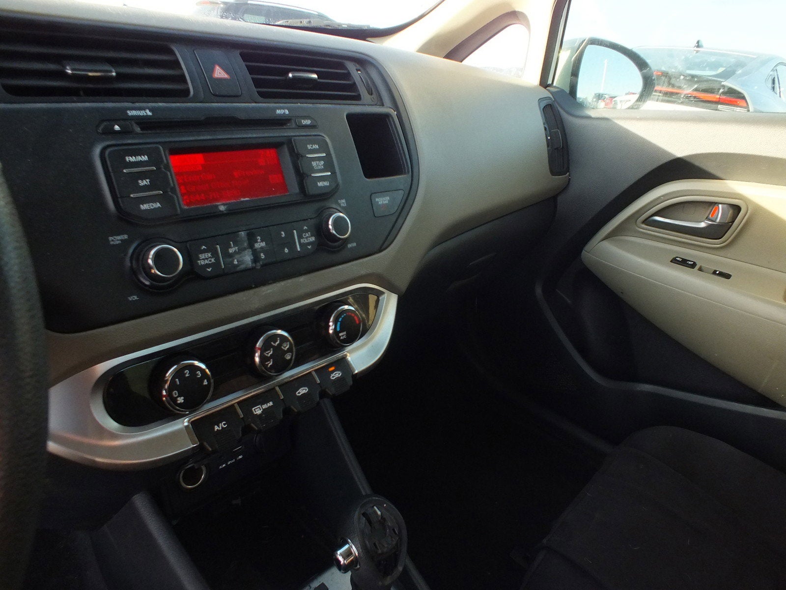 2015 Kia Rio LX FWD *CLEAN CARFAX!*