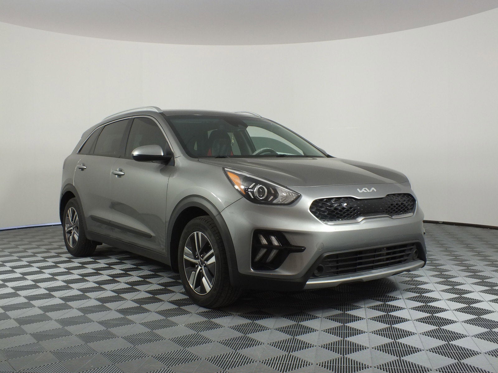 2022 Kia Niro LXS Plug-In Hybrid *CLEAN CARFAX, 1 OWNER!*