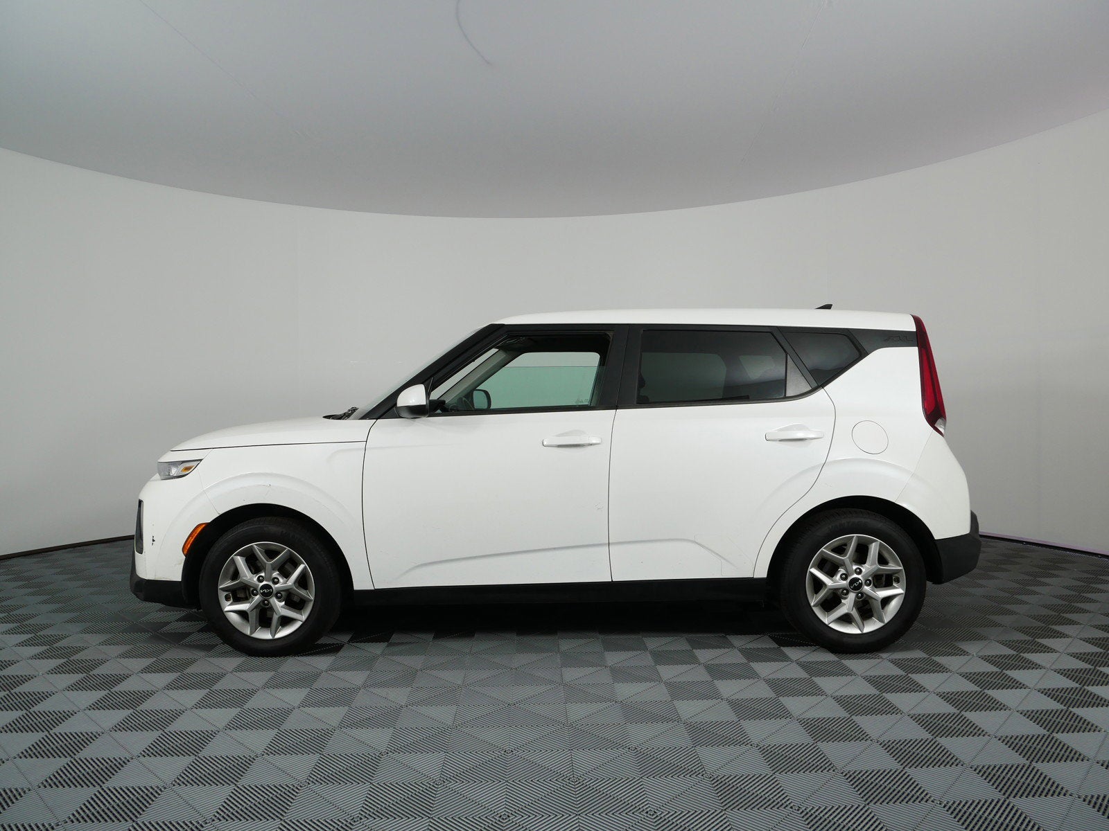2022 Kia Soul LX FWD *CLEAN CARFAX!*