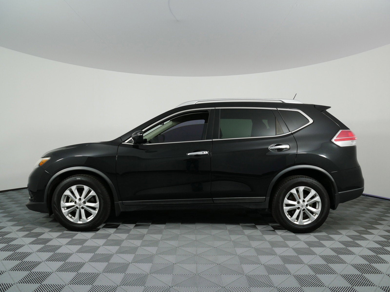 2016 Nissan Rogue SV *CLEAN CARFAX!*