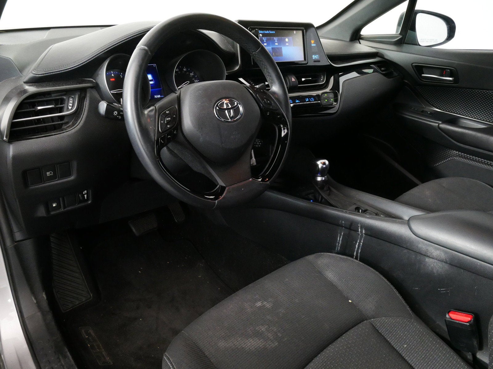 2018 Toyota C-HR XLE *CLEAN CARFAX*