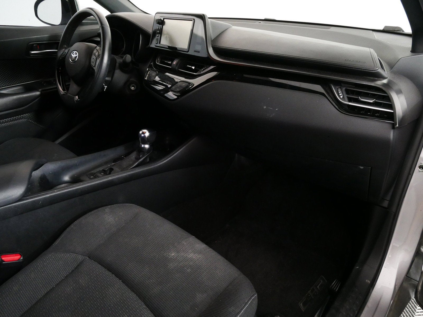 2018 Toyota C-HR XLE *CLEAN CARFAX*