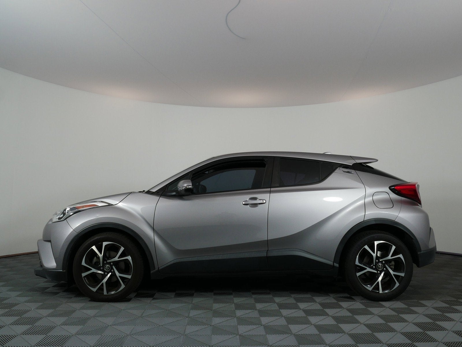 2018 Toyota C-HR XLE *CLEAN CARFAX*