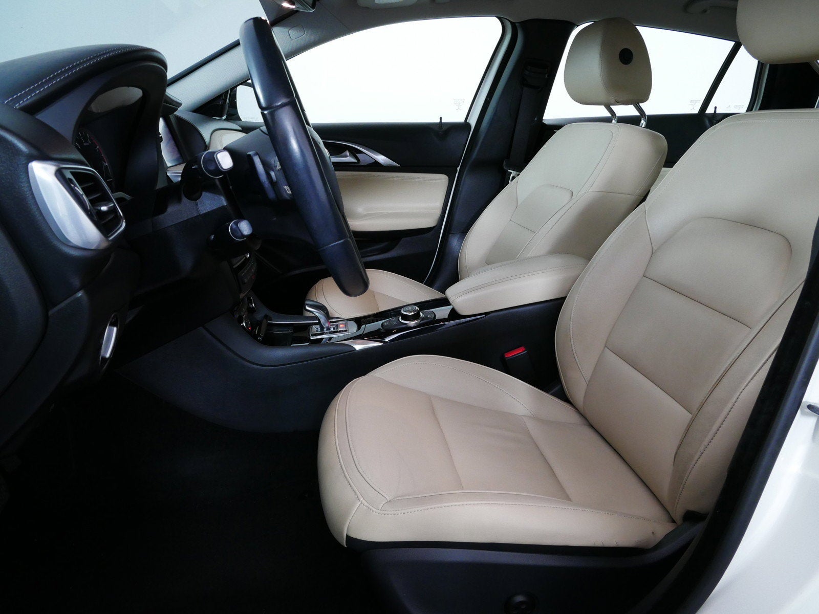 2018 INFINITI QX30 ESSENTIAL AWD *CLEAN CARFAX*
