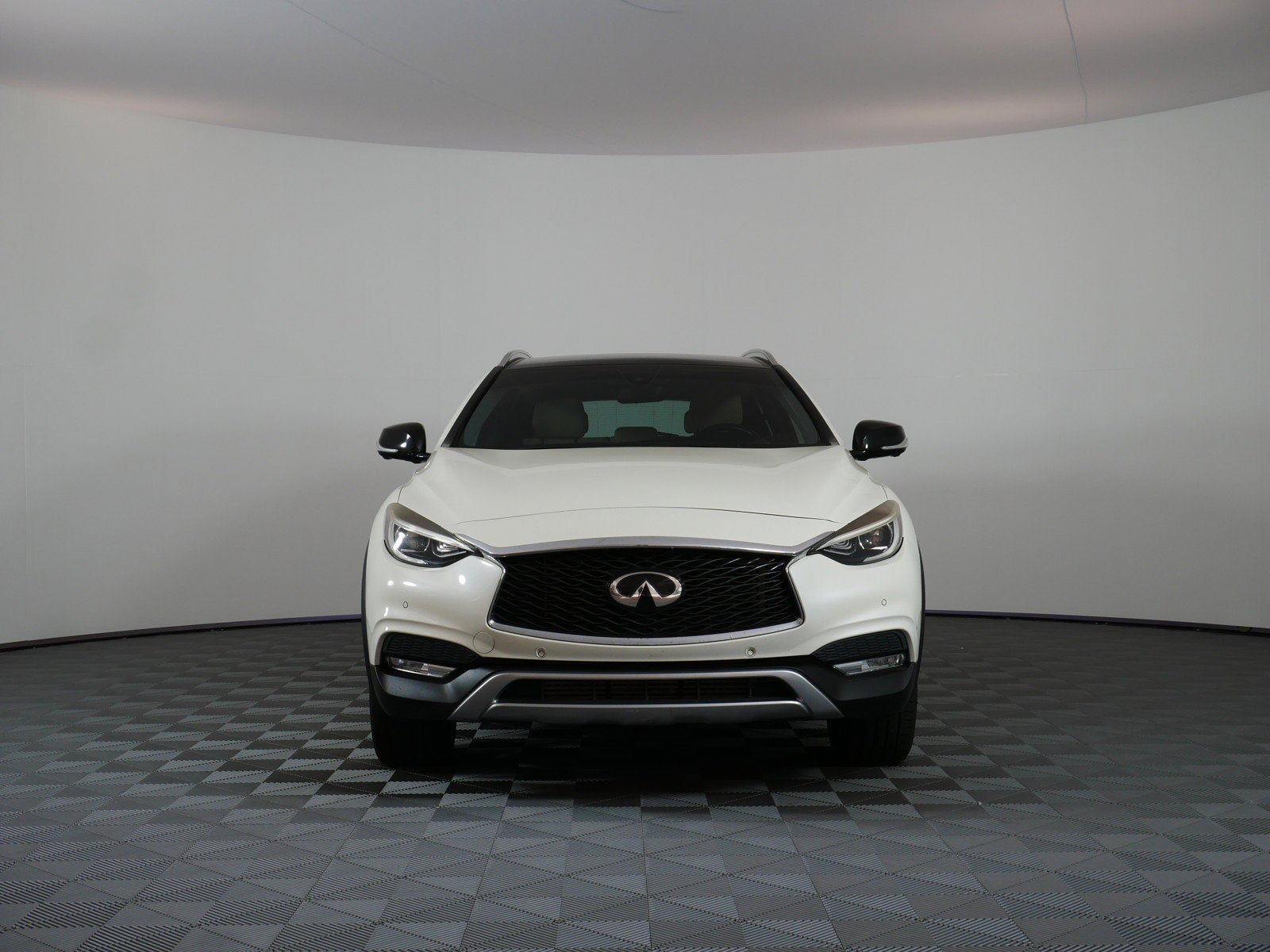 2018 INFINITI QX30 ESSENTIAL AWD *CLEAN CARFAX*