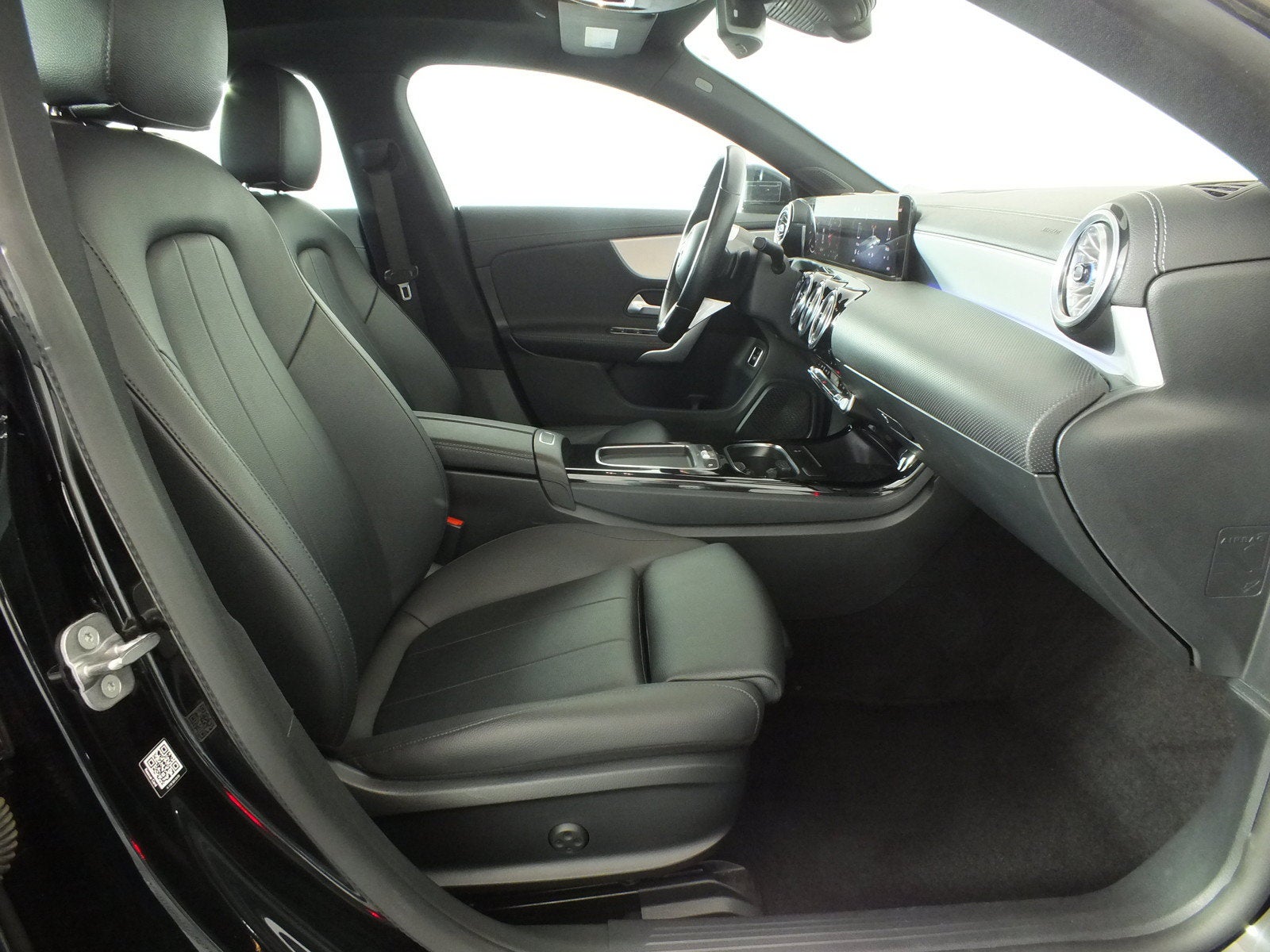 2025 Mercedes-Benz CLA CLA 250 Hybrid *1-OWNER*