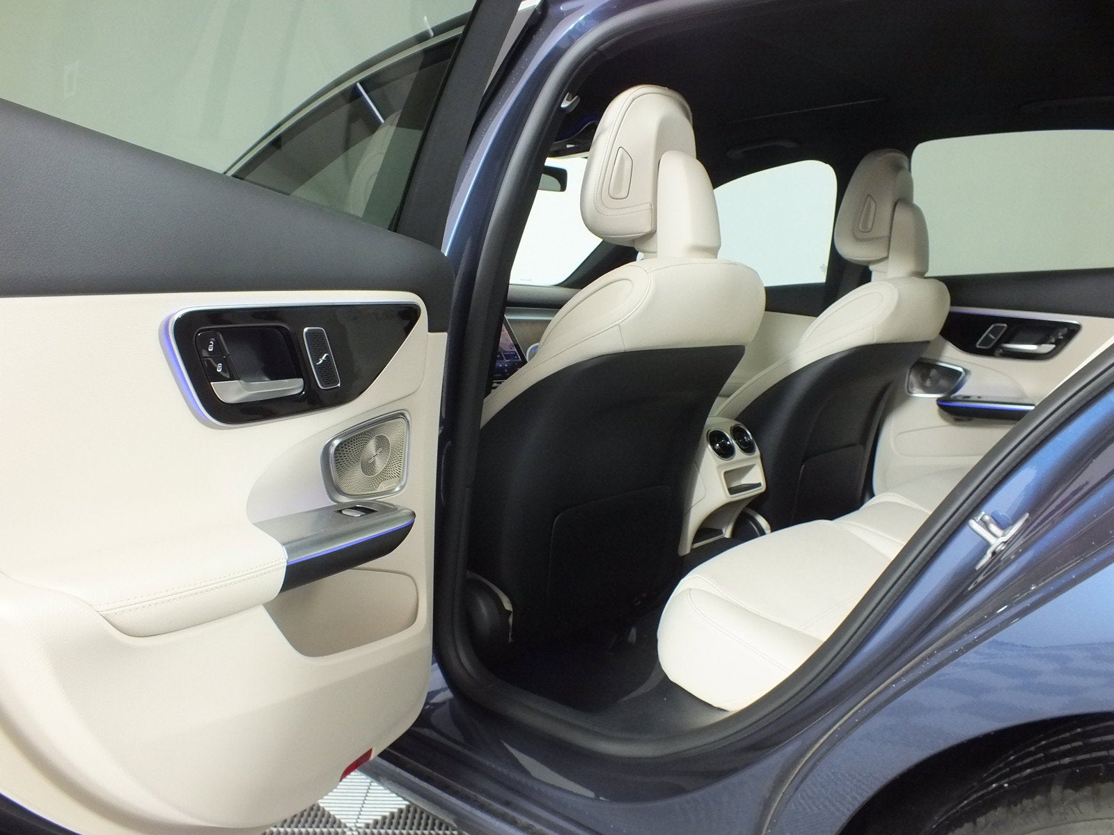 2025 Mercedes-Benz C-Class C 300 *1-OWNER! ONLY 5K MILES!*