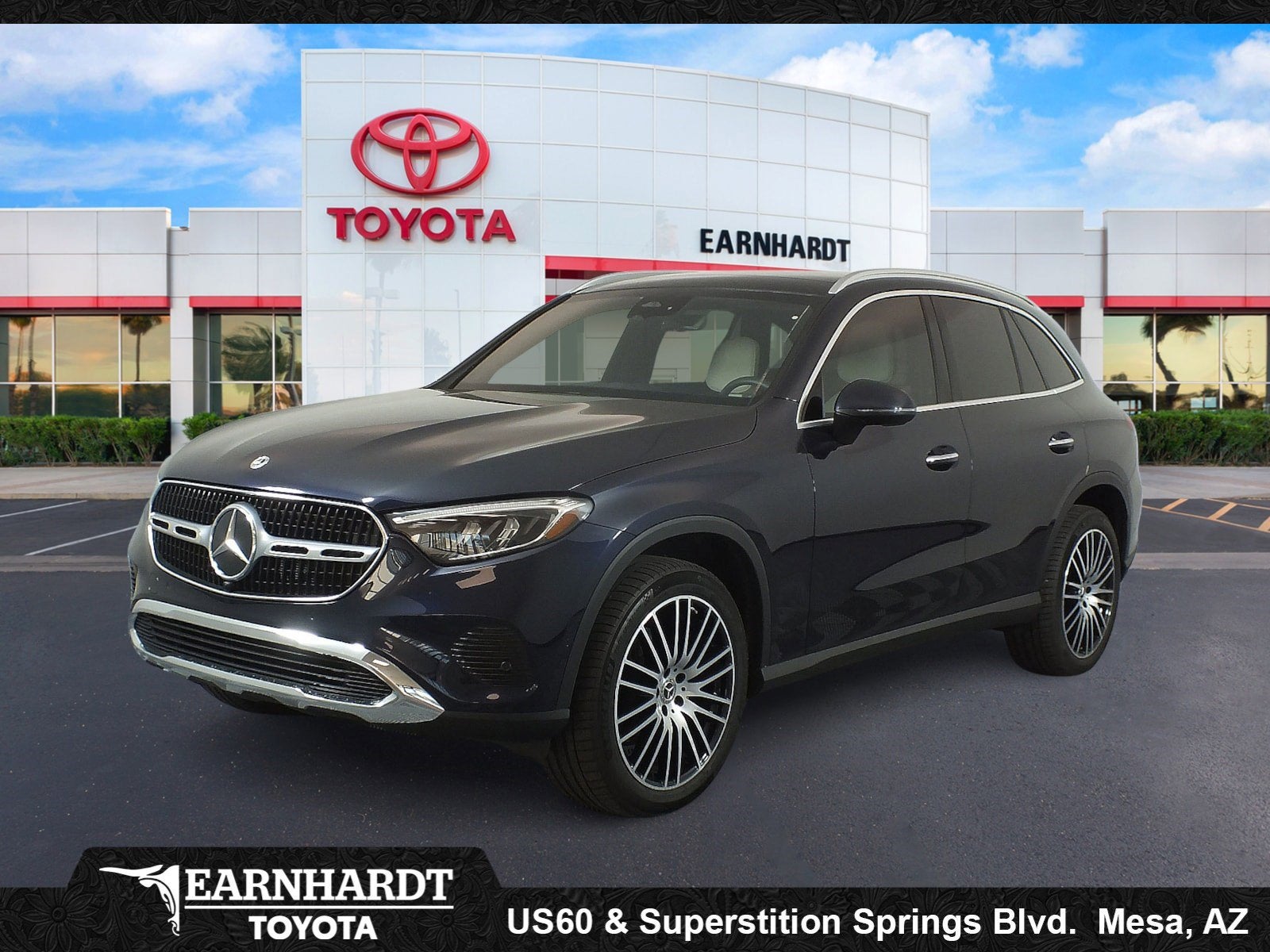 2024 Mercedes-Benz GLC GLC 300 *LOW MILES! CLEAN CARFAX!*