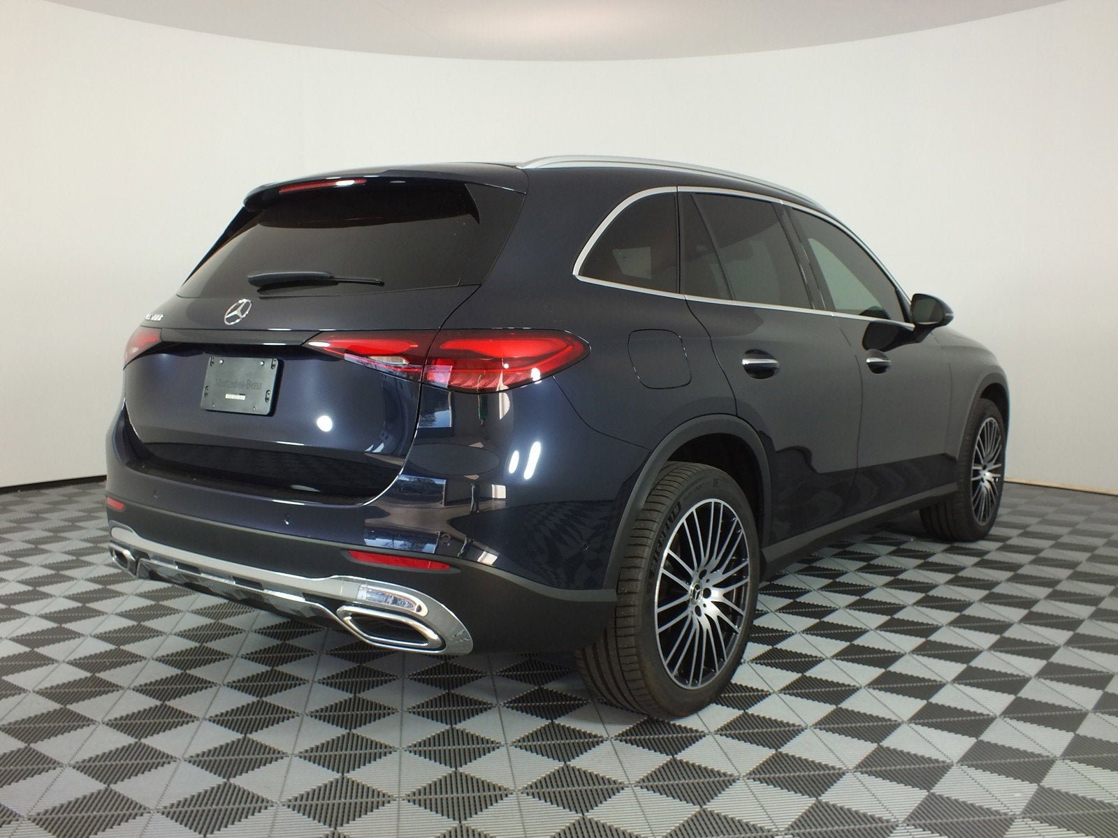 2024 Mercedes-Benz GLC GLC 300 *LOW MILES! CLEAN CARFAX!*