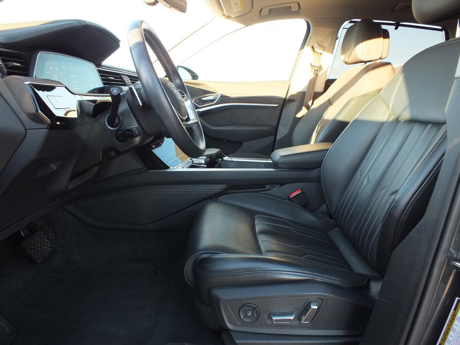 2019 Audi e-tron Prestige AWD *1 OWNER, CLEAN CARFAX!*