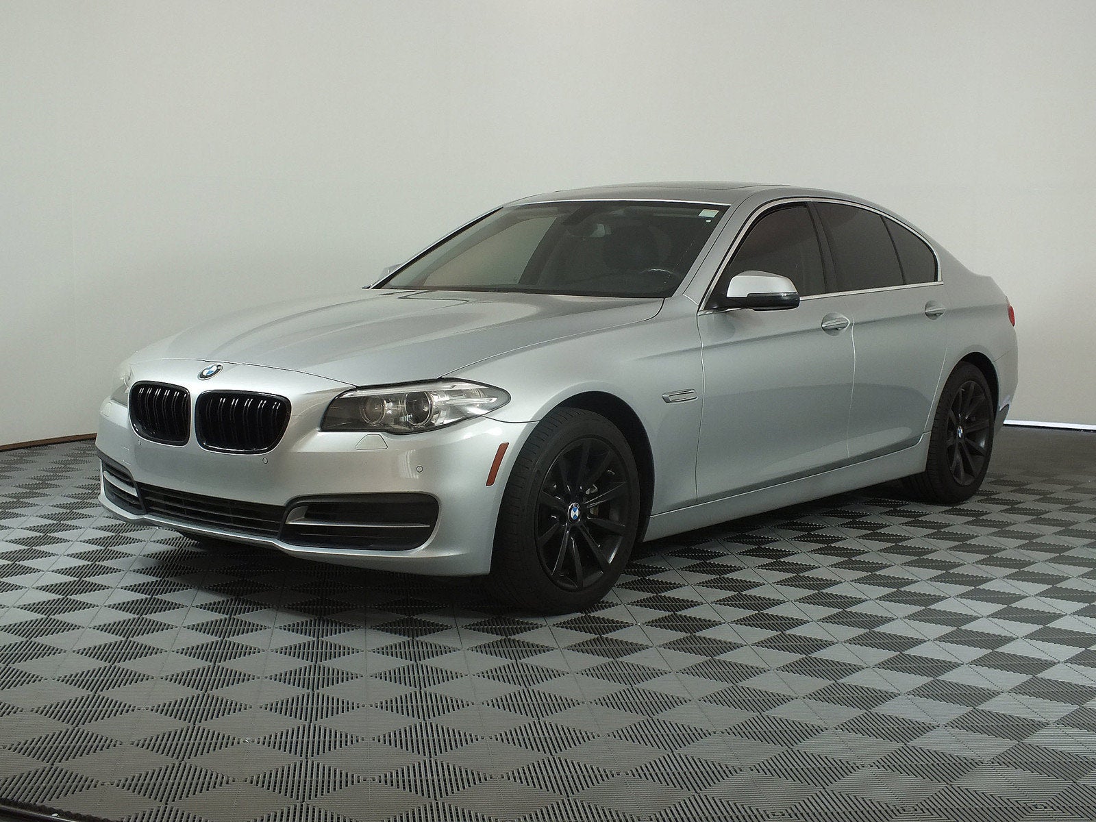 2014 BMW 5 Series 535i *AFFORDABLE LUXURY SEDAN!*