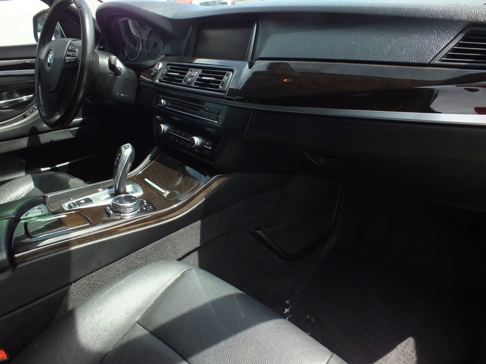 2014 BMW 5 Series 535i *AFFORDABLE LUXURY SEDAN!*