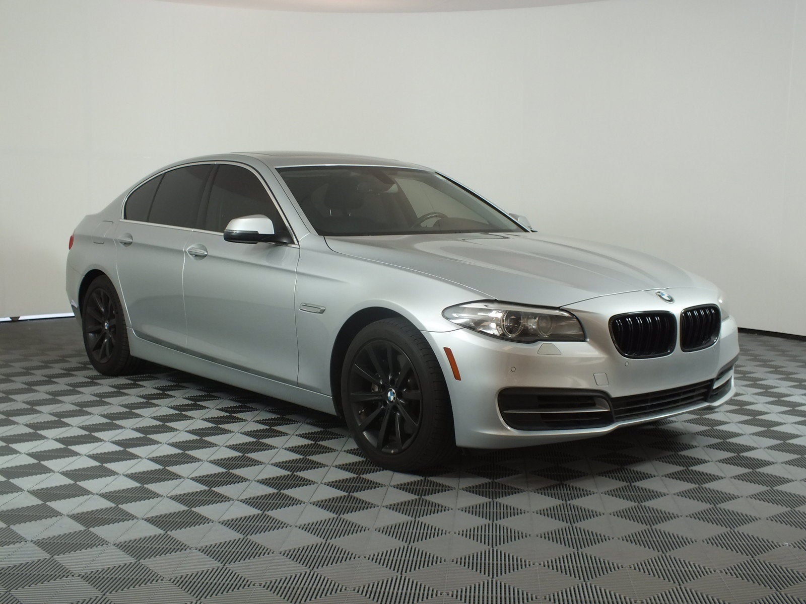 2014 BMW 5 Series 535i *AFFORDABLE LUXURY SEDAN!*