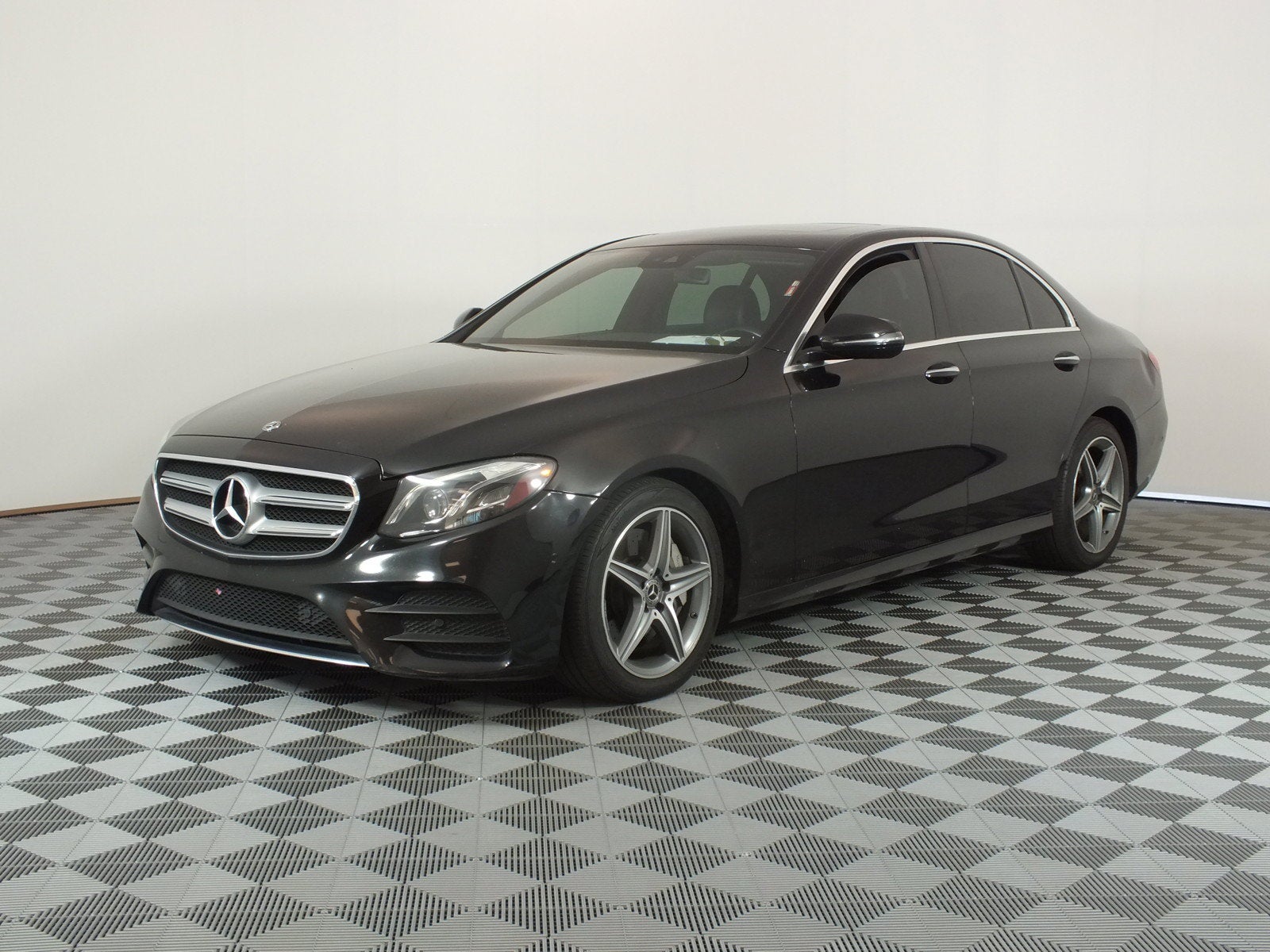 2018 Mercedes-Benz E-Class E 300 *AFFORDABLE LUXURY SEDAN!*