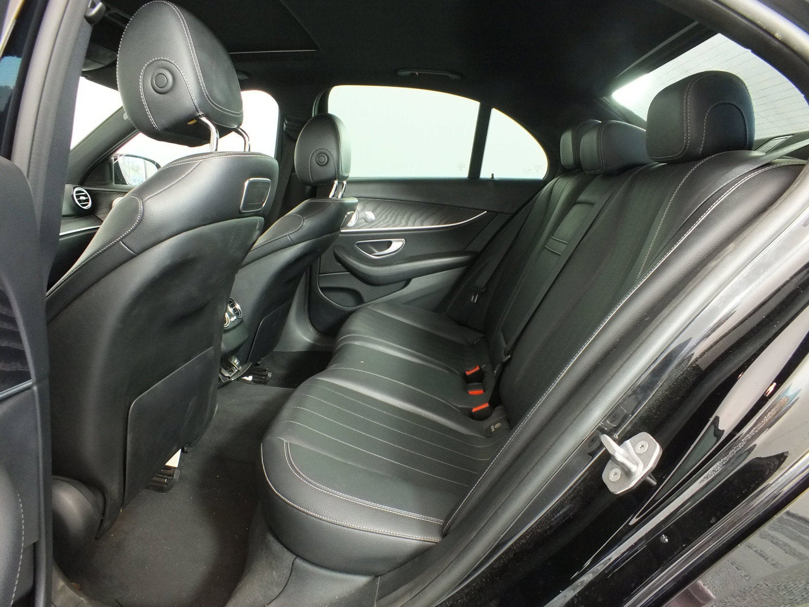 2018 Mercedes-Benz E-Class E 300 *AFFORDABLE LUXURY SEDAN!*