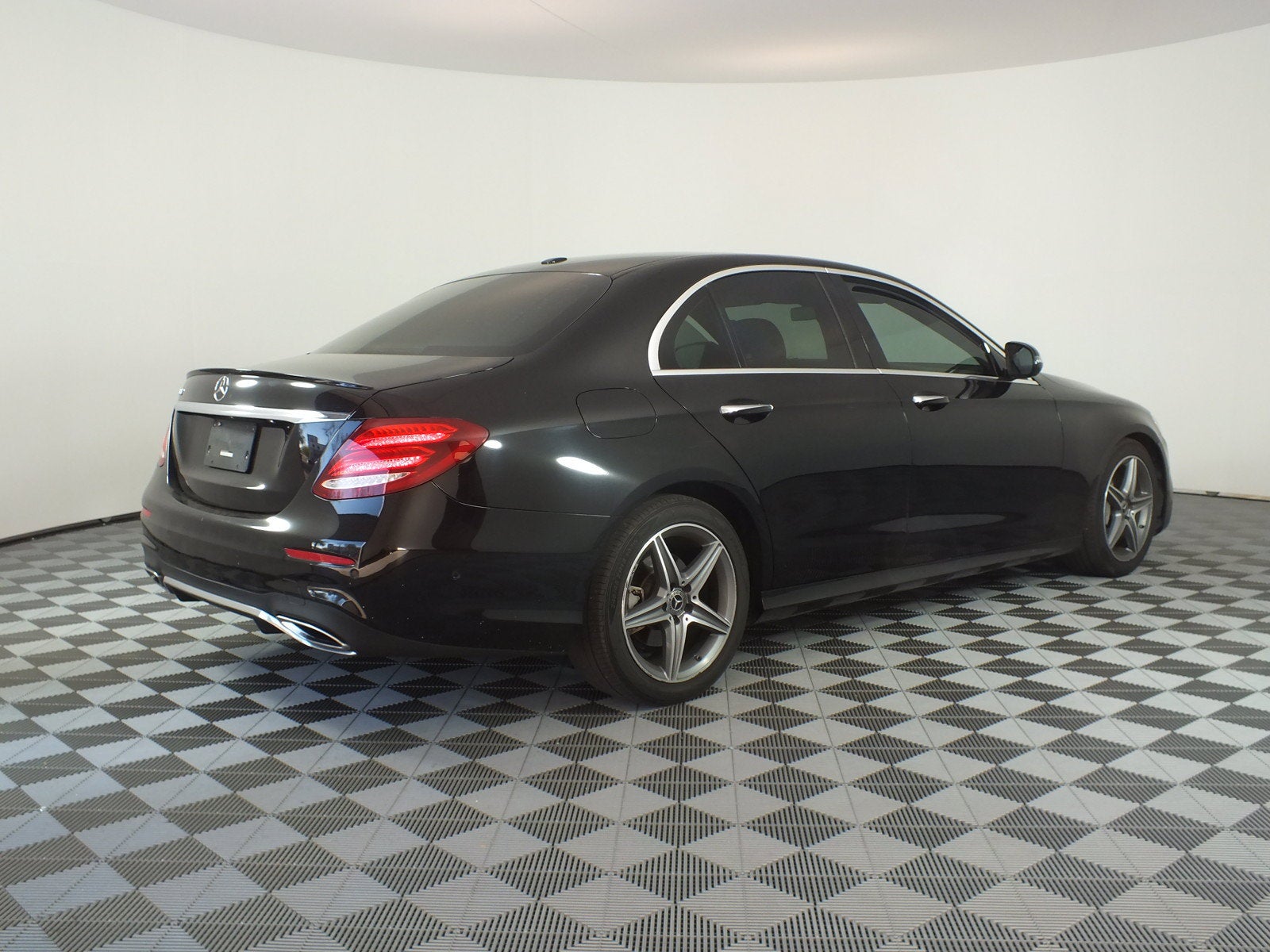 2018 Mercedes-Benz E-Class E 300 *AFFORDABLE LUXURY SEDAN!*