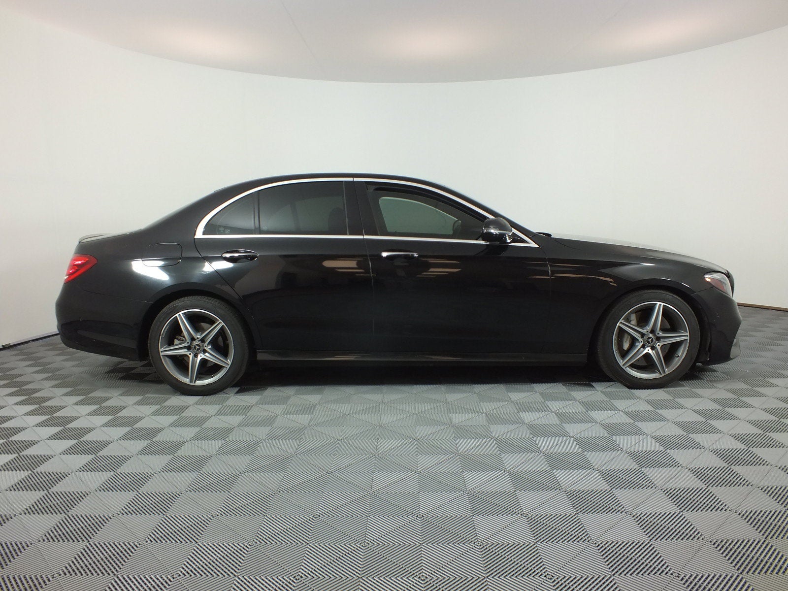 2018 Mercedes-Benz E-Class E 300 *AFFORDABLE LUXURY SEDAN!*