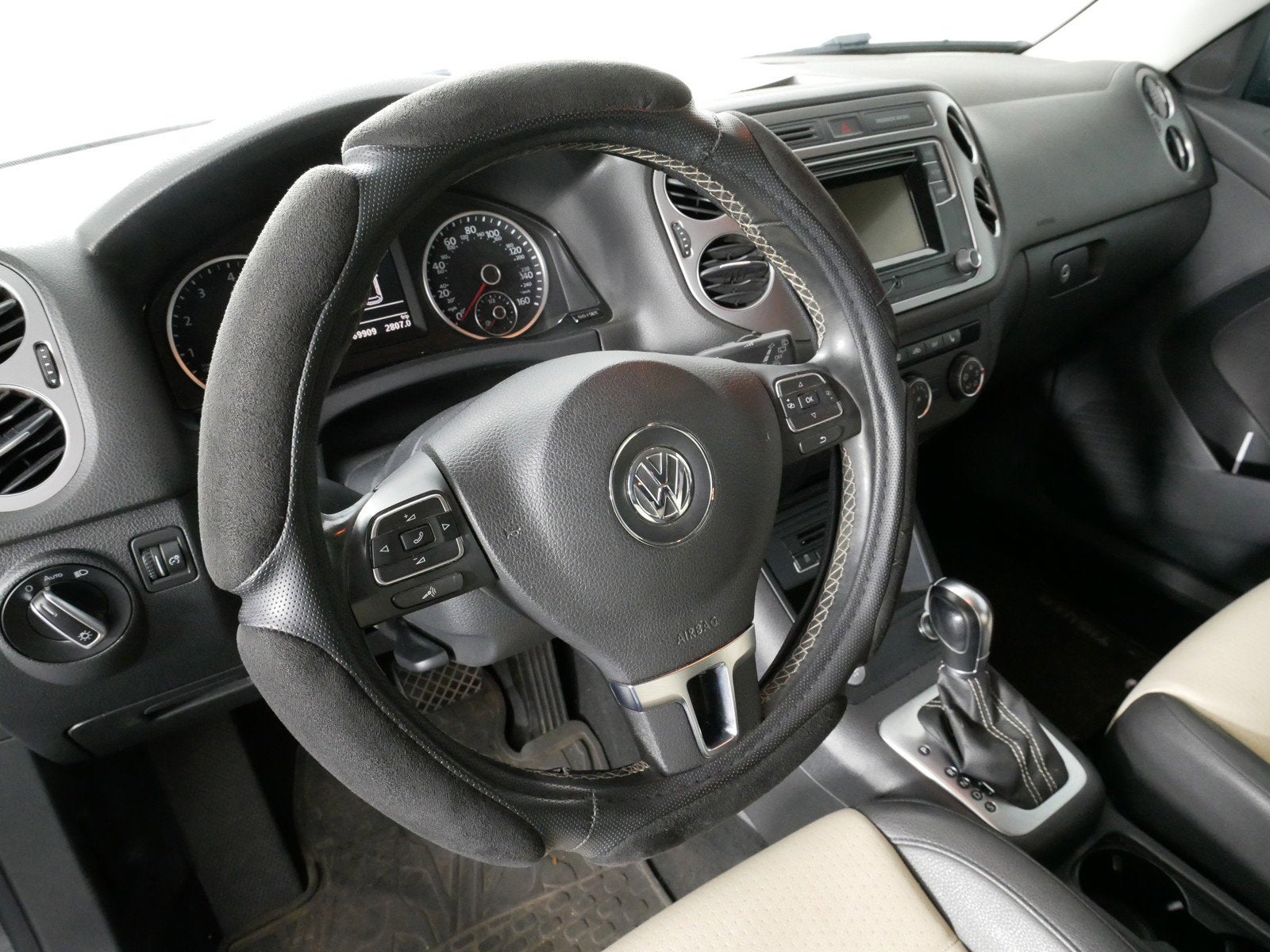 2016 Volkswagen Tiguan S *CLEAN CARFAX!*