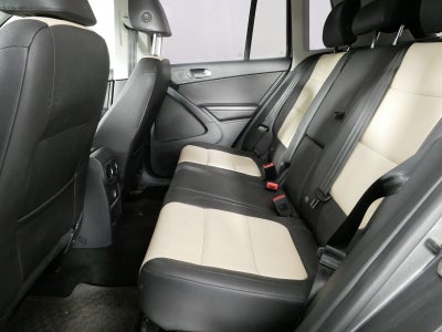 2016 Volkswagen Tiguan S *CLEAN CARFAX!*