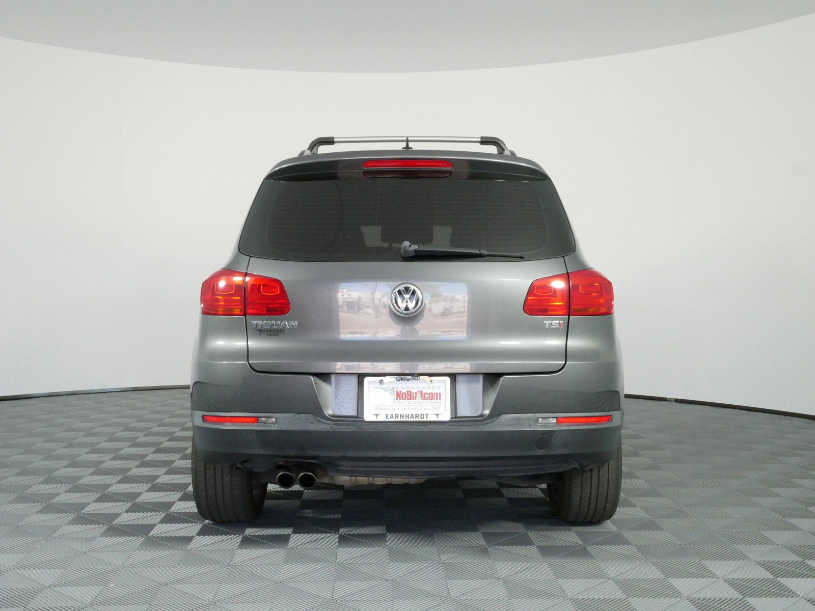 2016 Volkswagen Tiguan S *CLEAN CARFAX!*