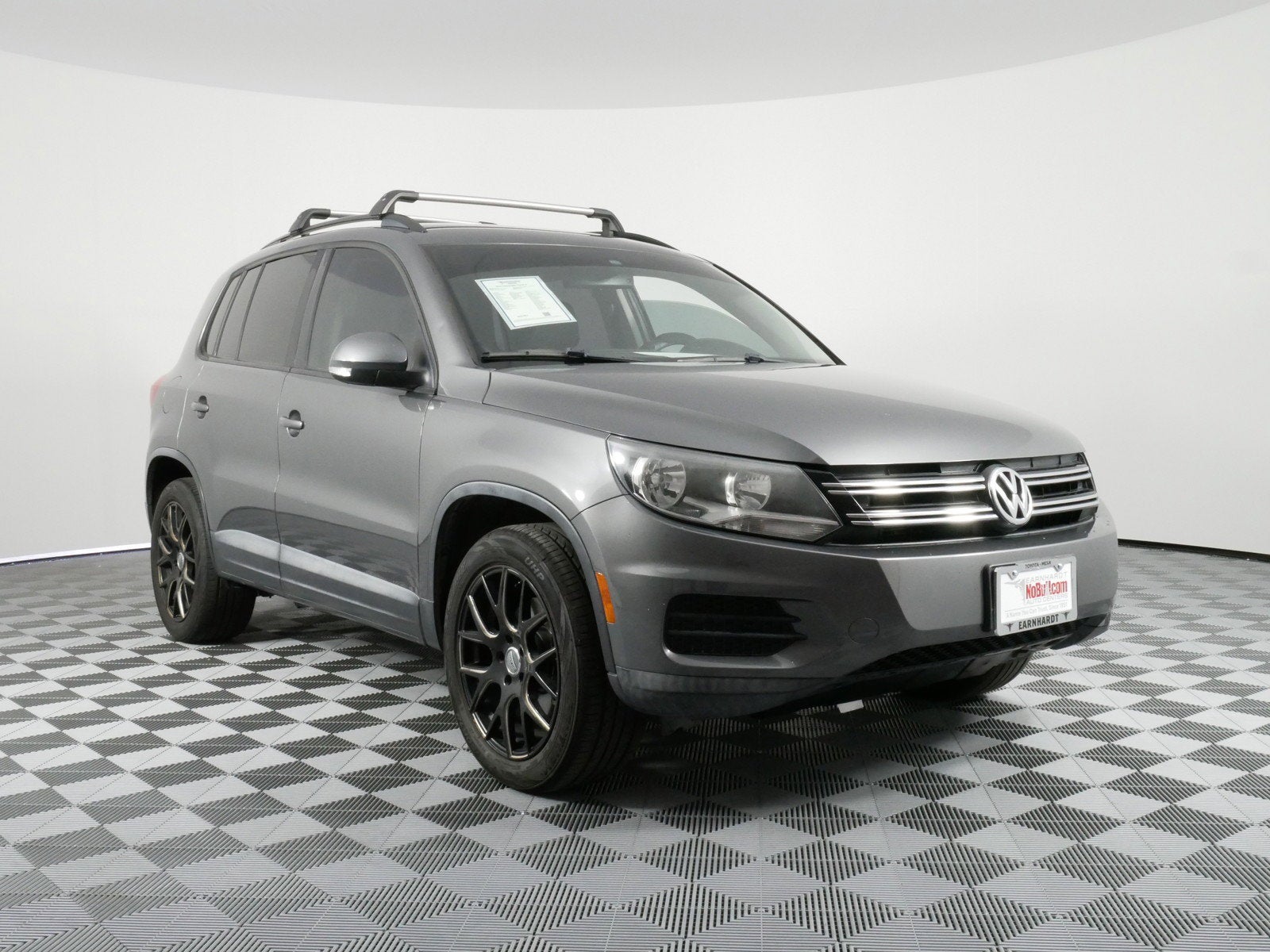2016 Volkswagen Tiguan S *CLEAN CARFAX!*