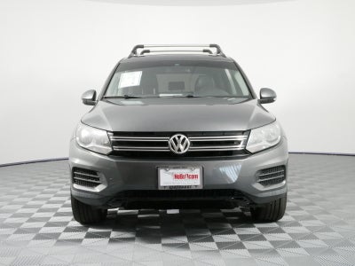 2016 Volkswagen Tiguan S *CLEAN CARFAX!*