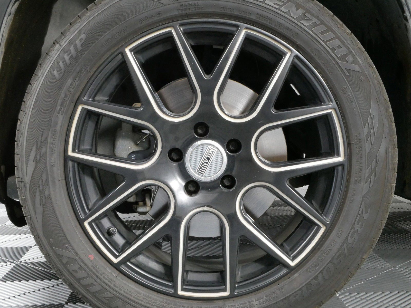 2016 Volkswagen Tiguan S *CLEAN CARFAX!*