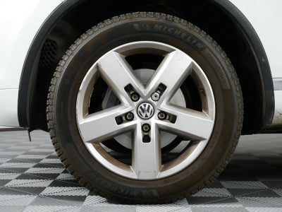 2013 Volkswagen Touareg Lux AWD *1 OWNER!*