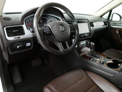 2013 Volkswagen Touareg Lux AWD *1 OWNER!*