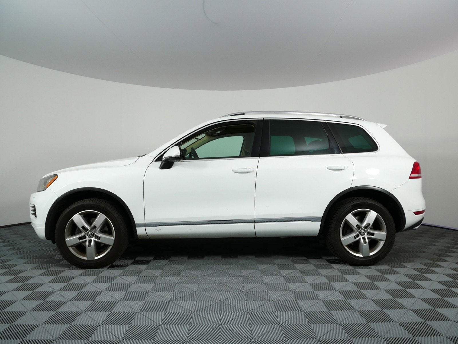 2013 Volkswagen Touareg Lux AWD *1 OWNER!*