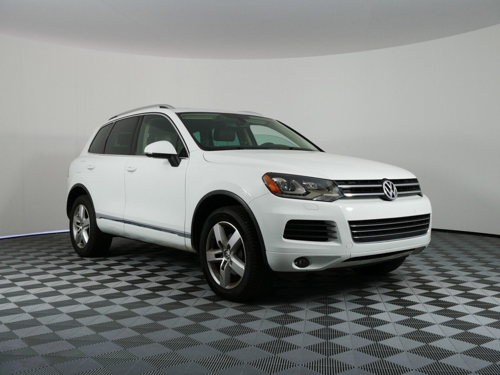 2013 Volkswagen Touareg Lux AWD *1 OWNER!*