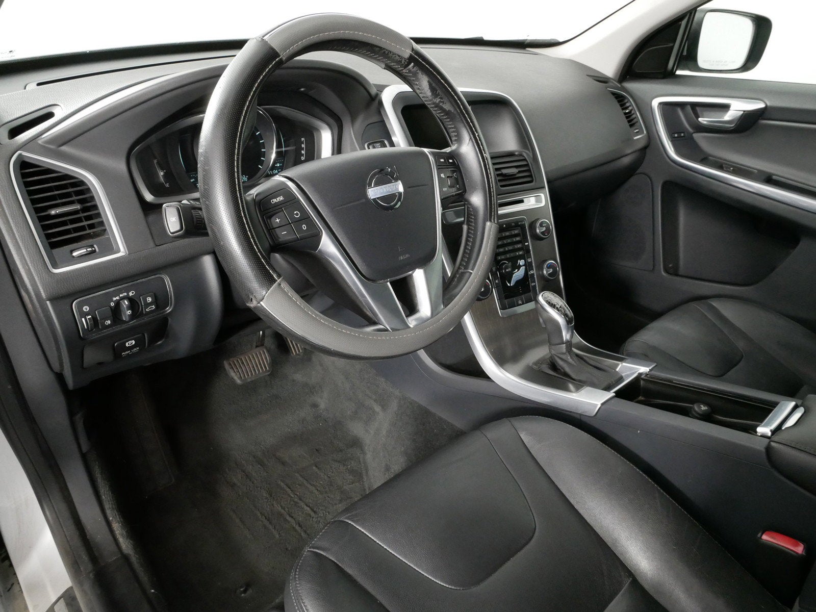 2015 Volvo XC60 T5 Drive-E Premier *WELL MAINTAINED!*