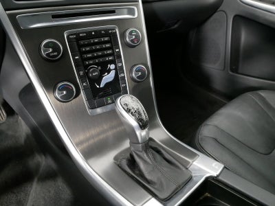 2015 Volvo XC60 T5 Drive-E Premier *WELL MAINTAINED!*