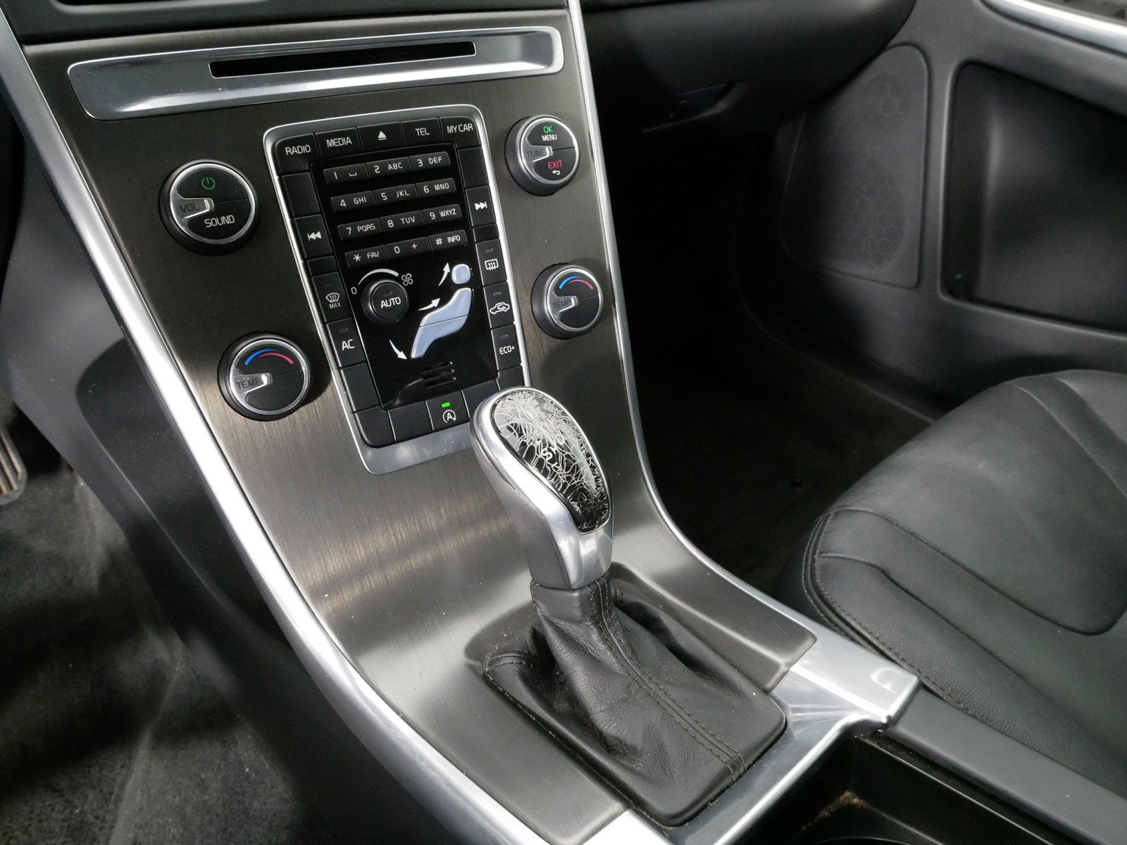 2015 Volvo XC60 T5 Drive-E Premier *WELL MAINTAINED!*