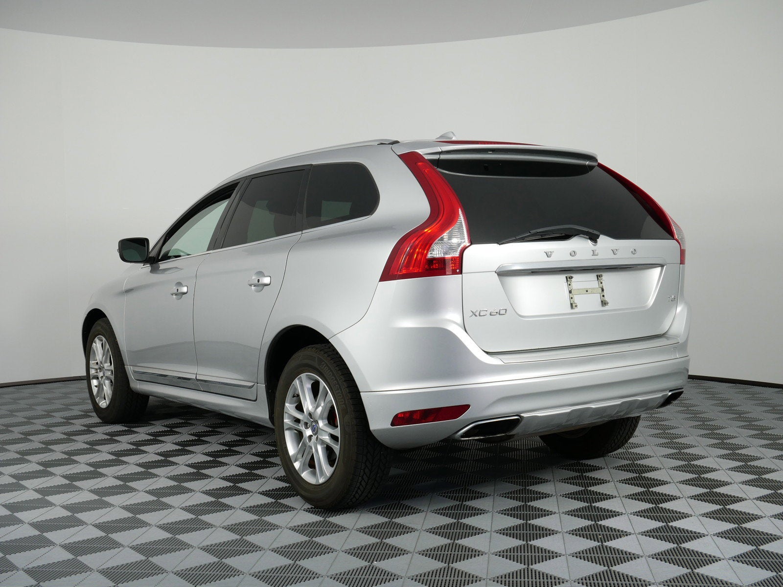 2015 Volvo XC60 T5 Drive-E Premier *WELL MAINTAINED!*