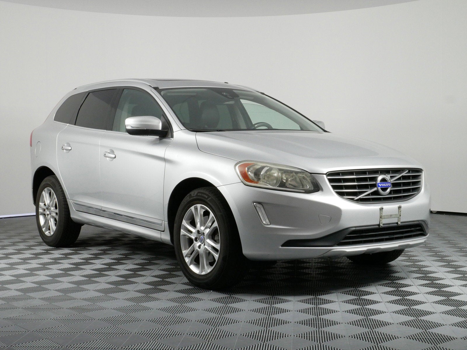 2015 Volvo XC60 T5 Drive-E Premier *WELL MAINTAINED!*