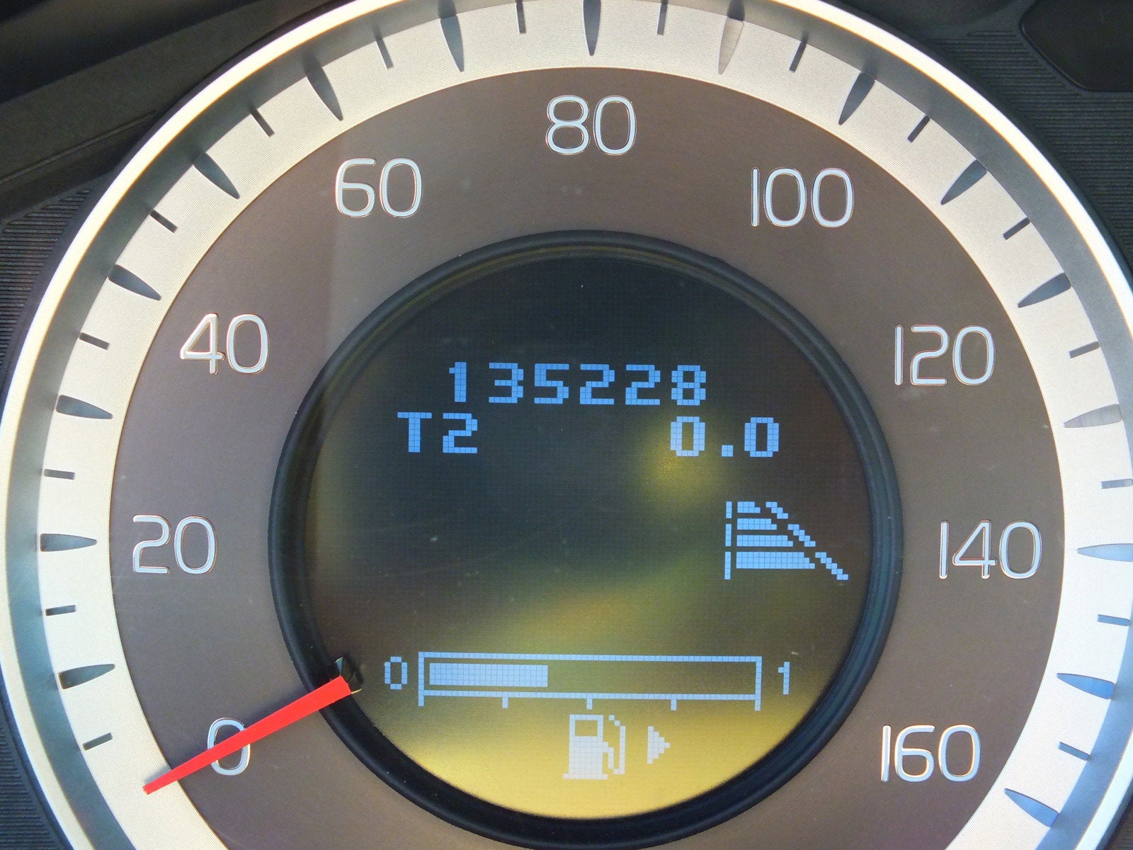 2013 Volvo XC60 T6 AWD *AFFORDABLE SUV!*