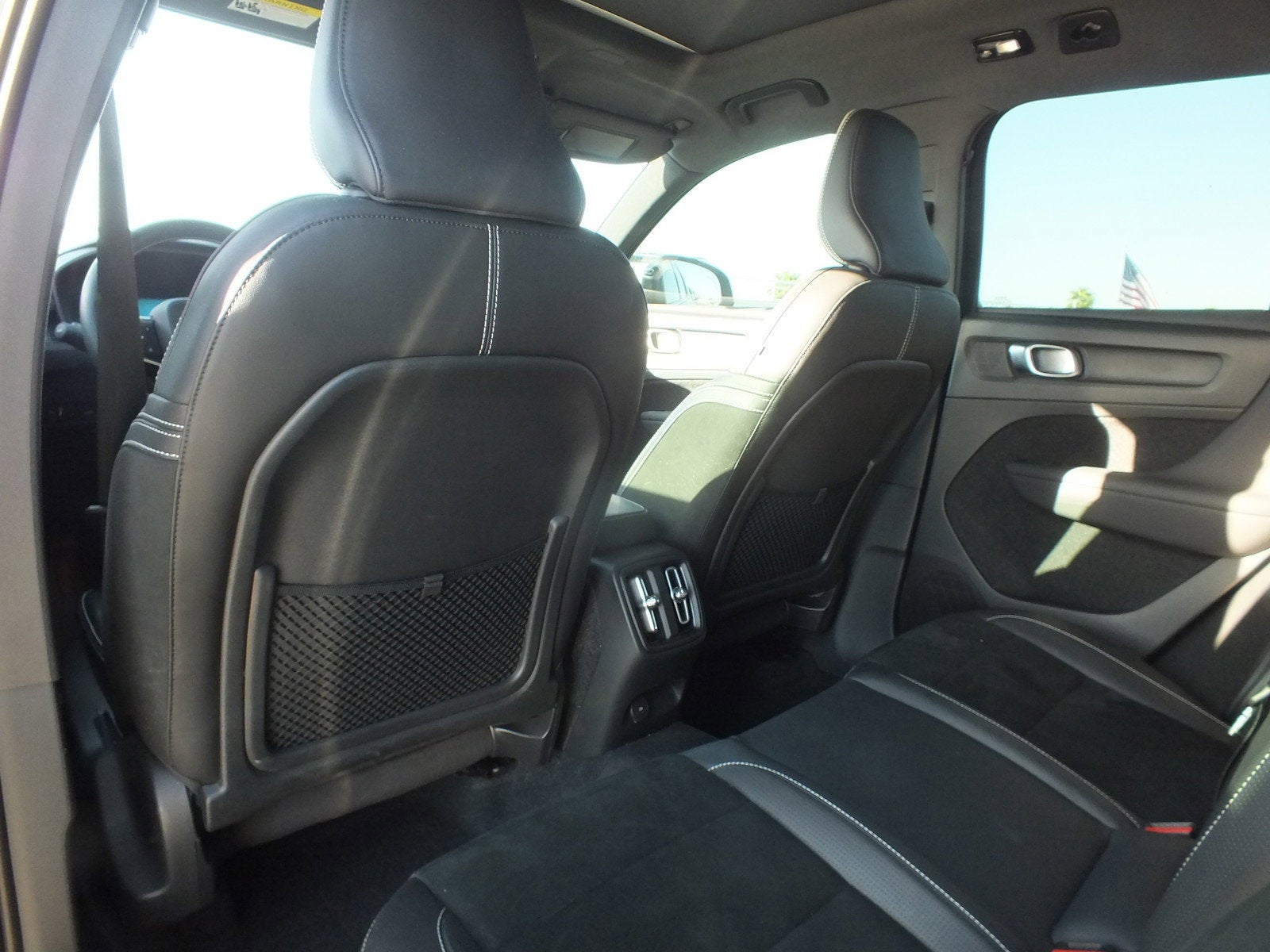 2021 Volvo XC40 P8 Recharge AWD *1-OWNER*