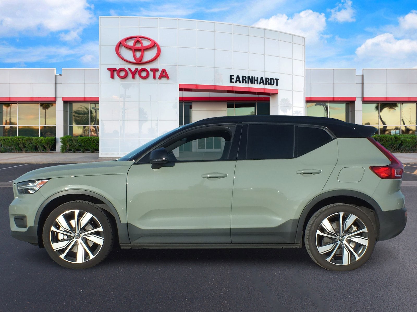 2021 Volvo XC40 P8 Recharge AWD *1-OWNER*