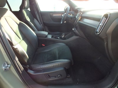 2021 Volvo XC40 P8 Recharge AWD *1-OWNER*