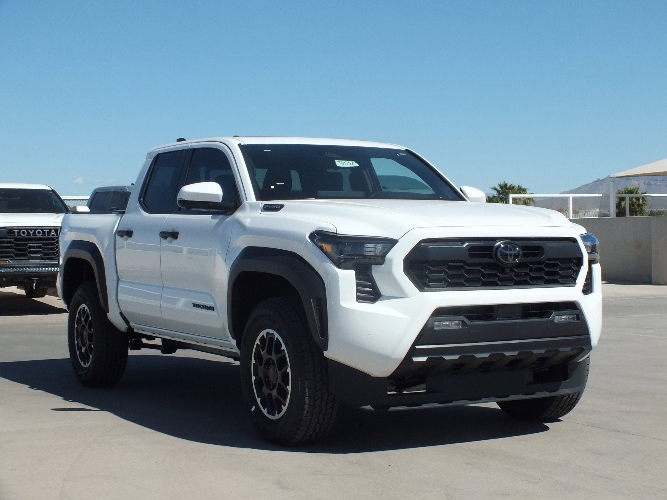 2026 Toyota Tacoma i-FORCE MAX Tacoma TRD Off-Road