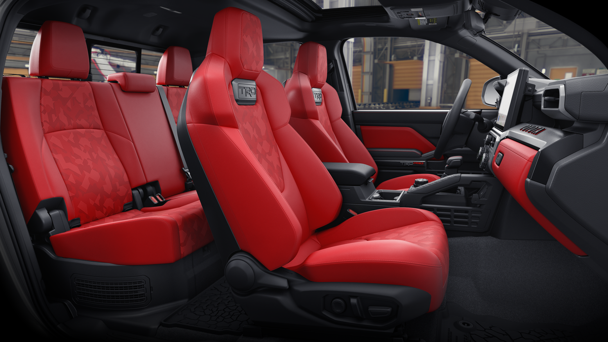 2026 Toyota Tacoma i-FORCE MAX Tacoma TRD Pro
