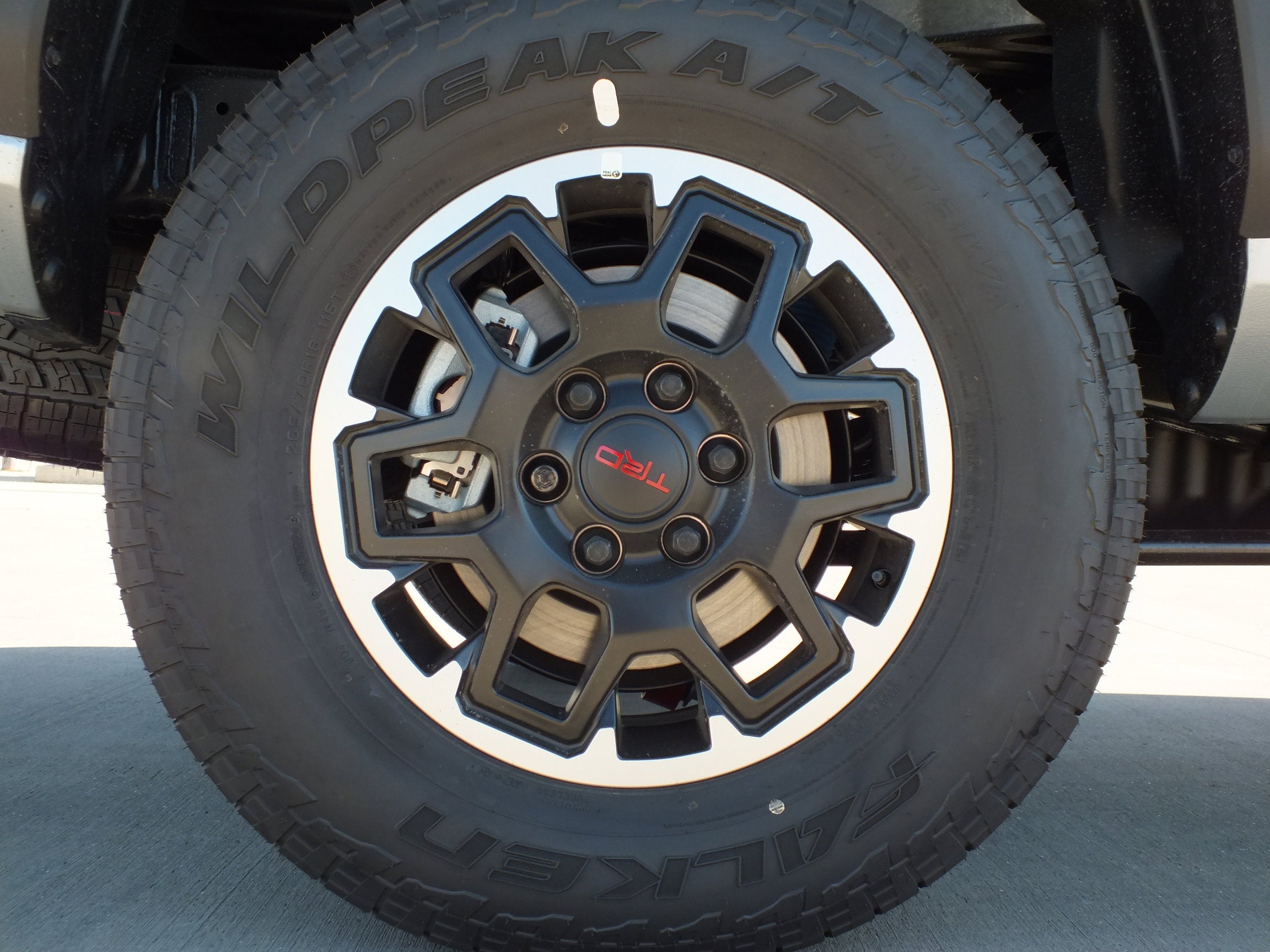 2026 Toyota Tacoma i-FORCE MAX Tacoma TRD Off-Road