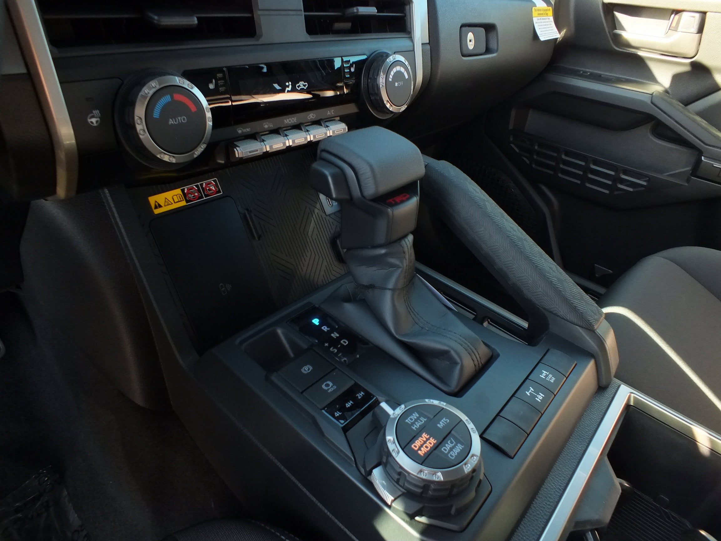 2026 Toyota Tacoma i-FORCE MAX Tacoma TRD Off-Road