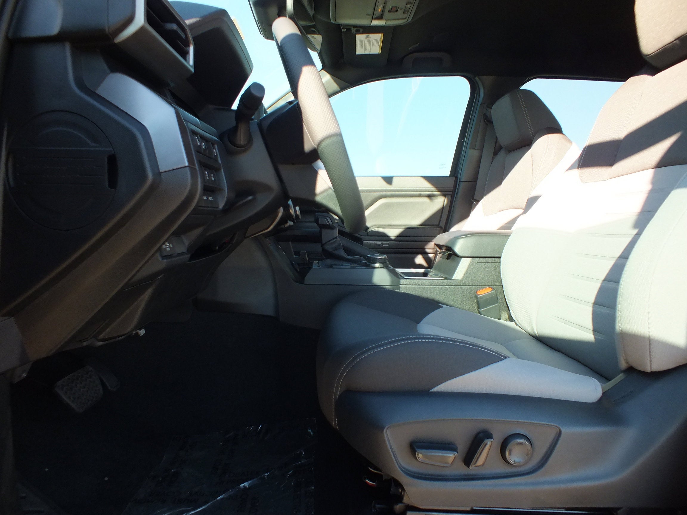 2026 Toyota Tacoma i-FORCE MAX Tacoma TRD Off-Road