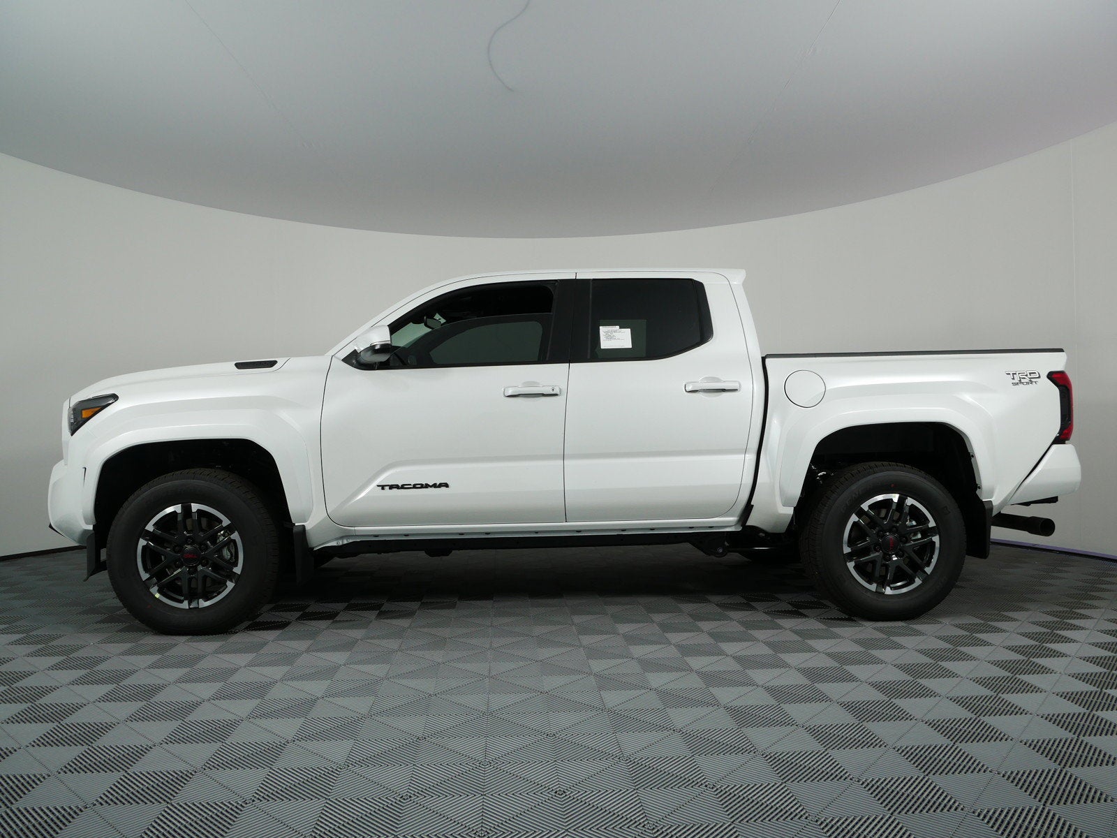 2026 Toyota Tacoma i-FORCE MAX Tacoma TRD Sport